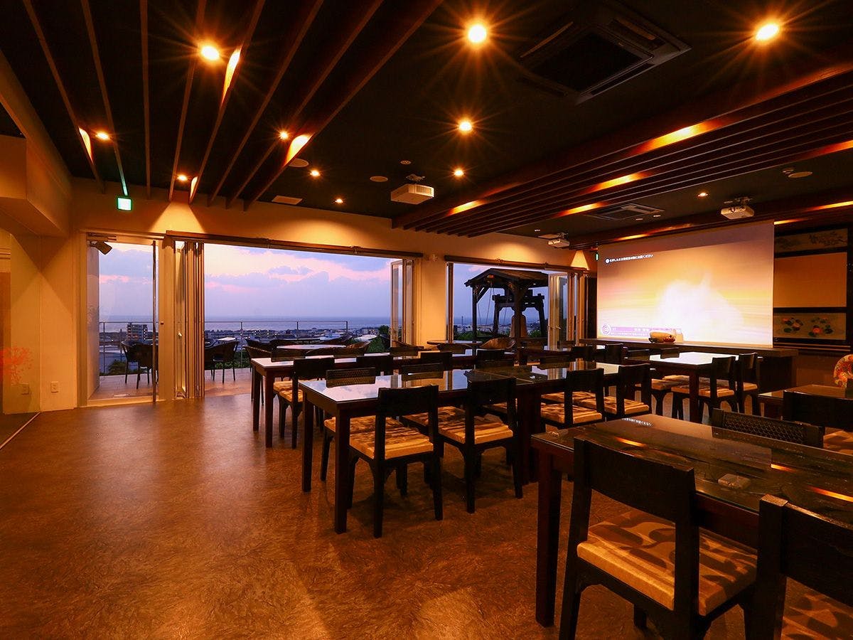 Shinjouji Yomitan Salon
