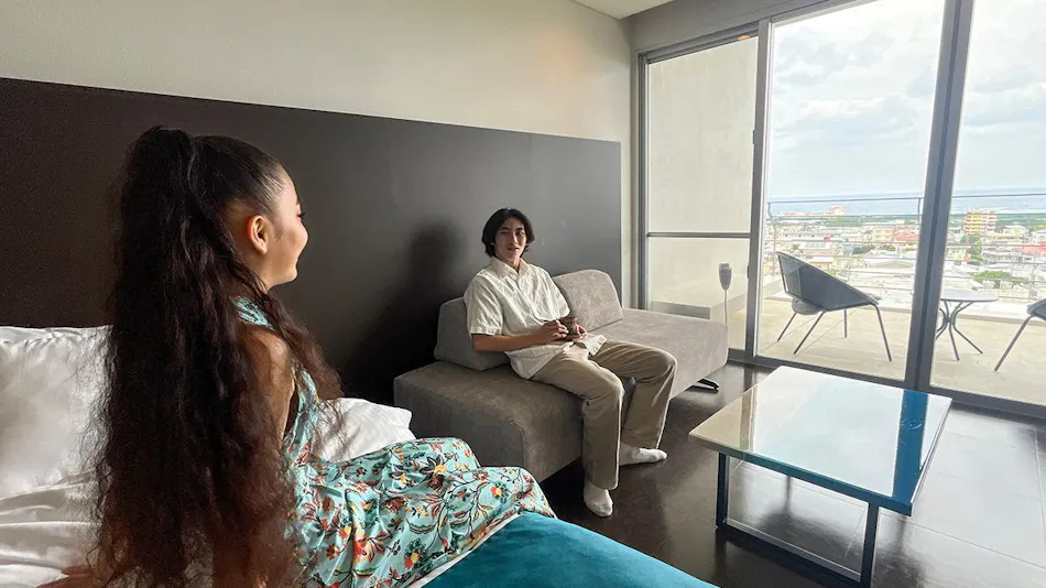 Shinjouji Yomitan Salon