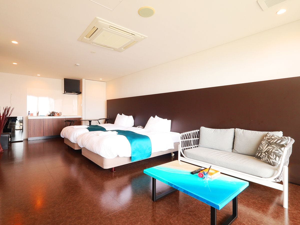 Shinjouji Yomitan Salon
