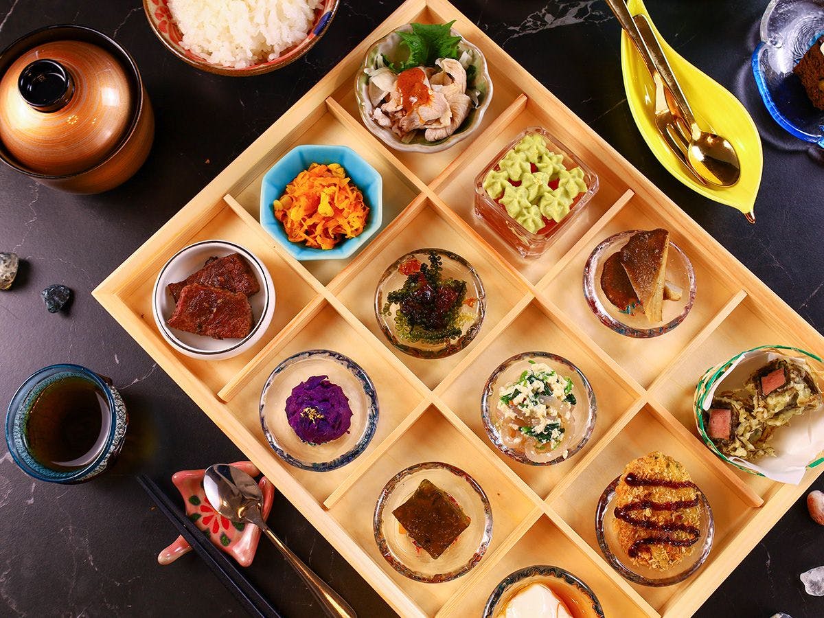 # ชุดอาหารจูฮาจิกัง