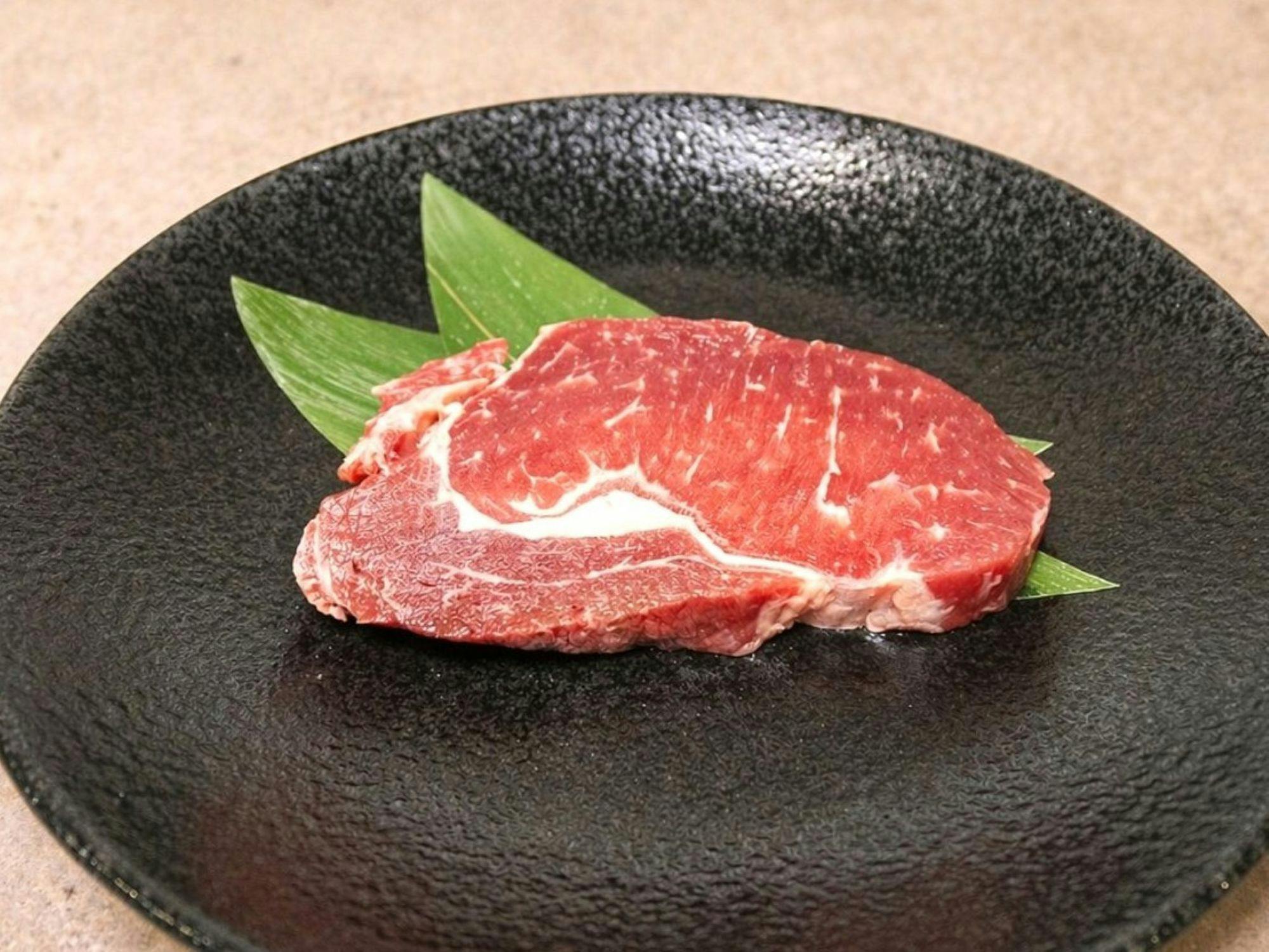 บุฟเฟต์ปิ้งย่างเนื้อย่างคัดสรรพิเศษ พร้อมเมนูขึ้นชื่อ 5 อย่าง