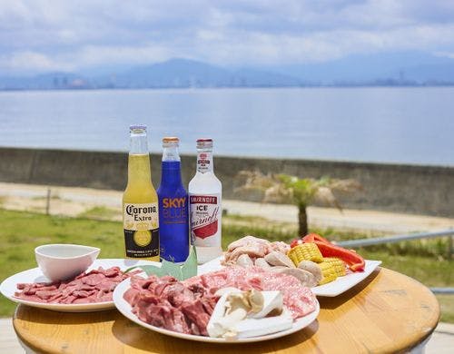 海風と楽しむ、BEACH HOUSE　BBQ
