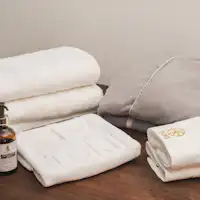 ผ้าเช็ดตัวและเสื้อคลุมอาบน้ำ