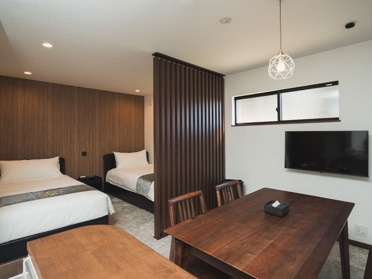 【รูฟท็อปวิลล่า】ห้องนอนชั้น 1