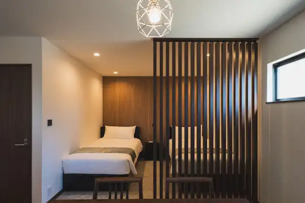 【รูฟท็อปวิลล่า】ห้องนอนชั้น 1