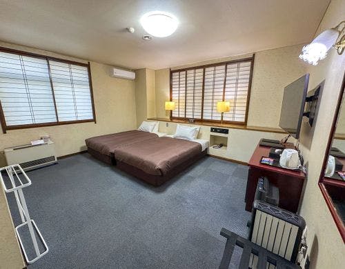 【洋モダンコーナーツイン】28平米　バス付