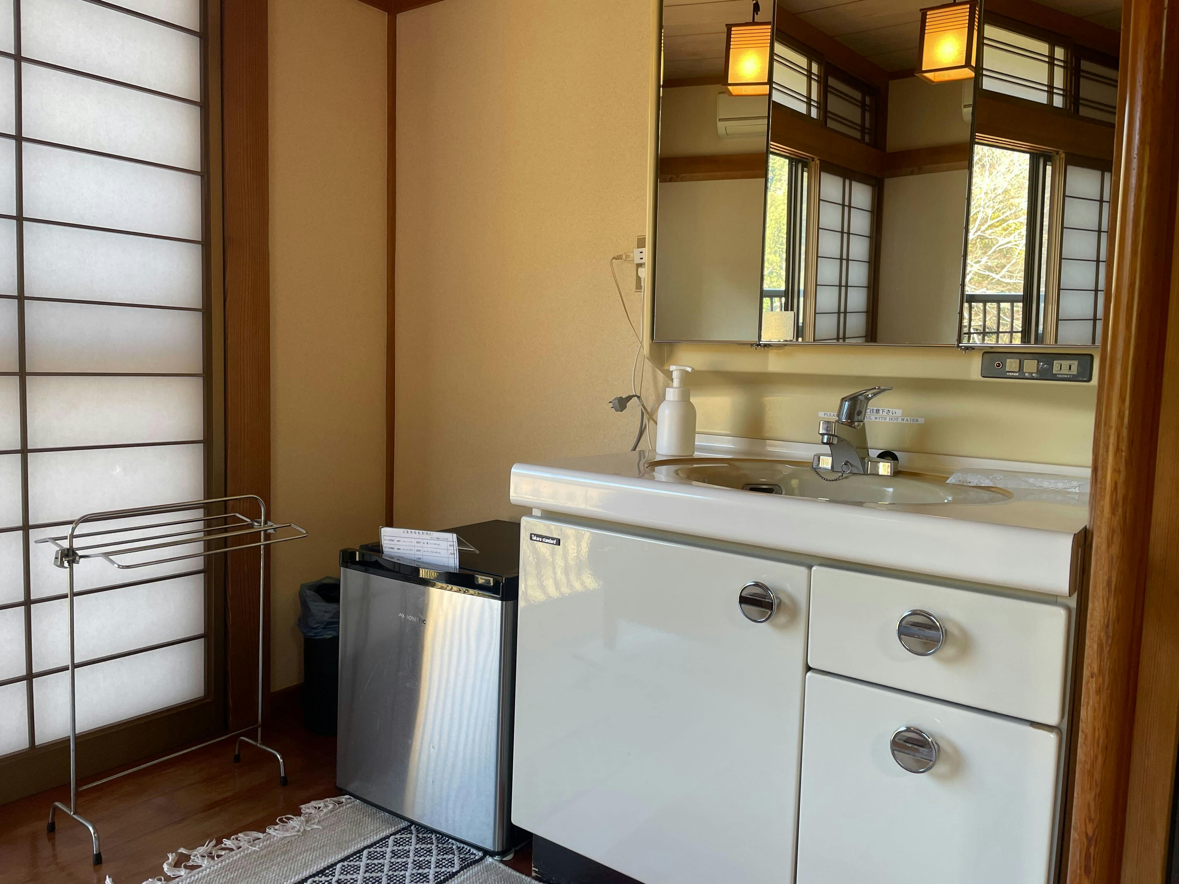 Washbasin