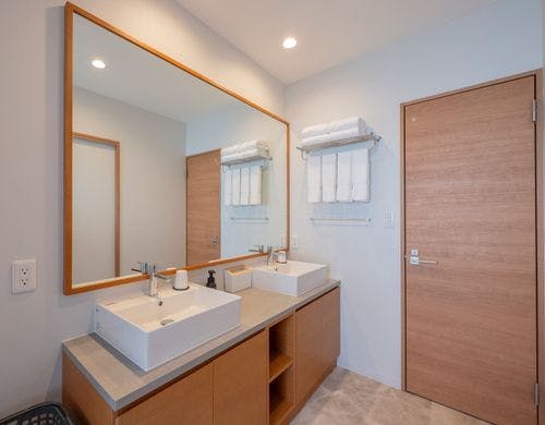 メゾネットルーム_2F 独立洗面台