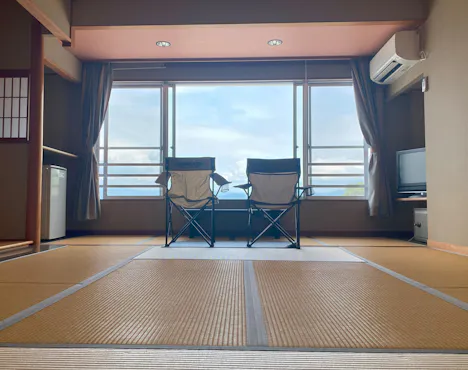 ห้องพักสไตล์ญี่ปุ่นขนาด 10 เสื่อทาทามิ