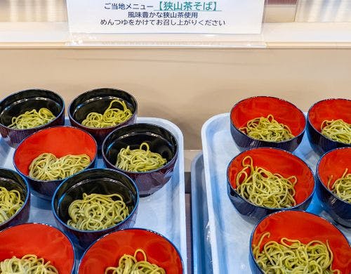 朝食