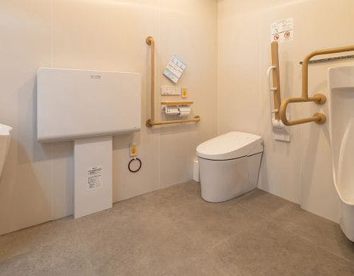 誰でもトイレ（ロビー）