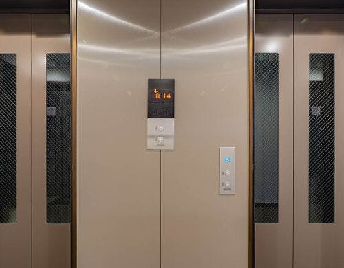 エレベーター