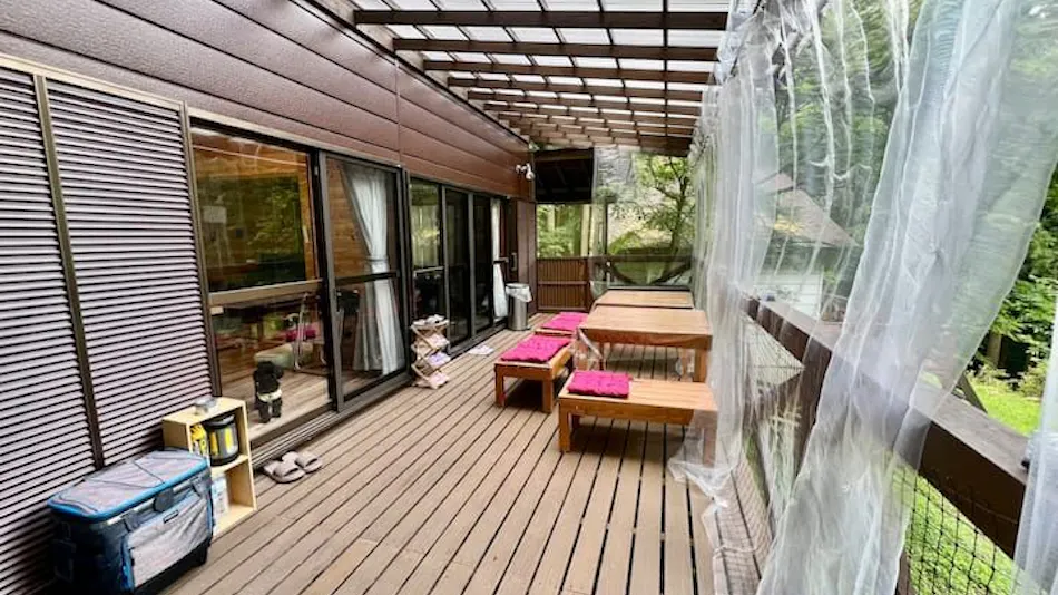 L&B Doggy Cottage