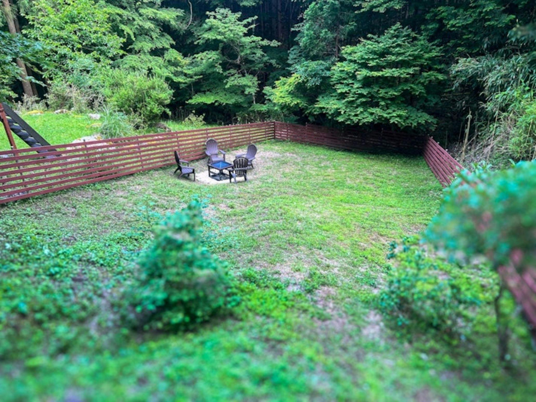 L&B Doggy Cottage
