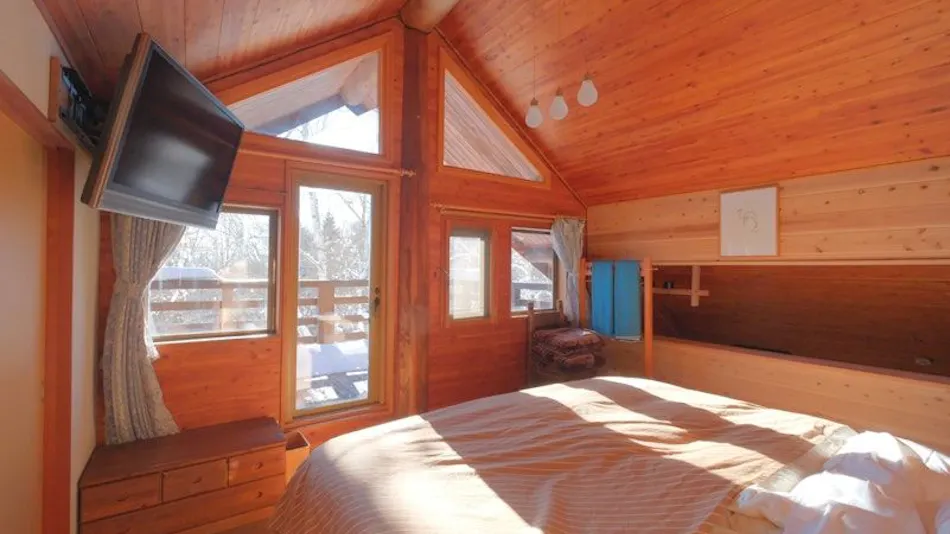 Private LOGCABIN CUE Iizuna