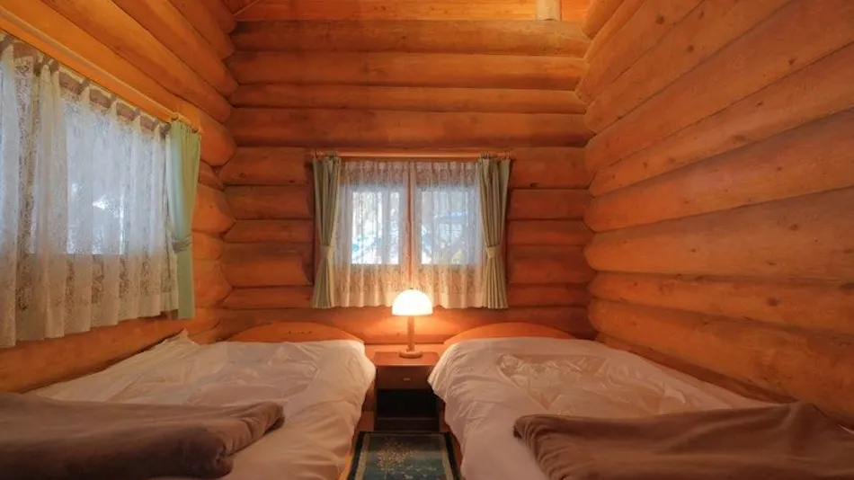 Private LOGCABIN CUE Iizuna