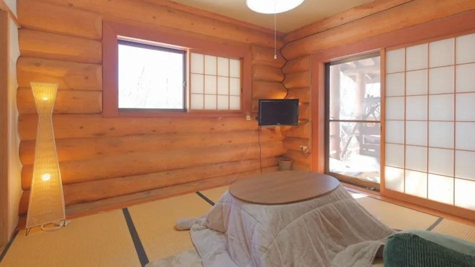 Private LOGCABIN CUE Iizuna