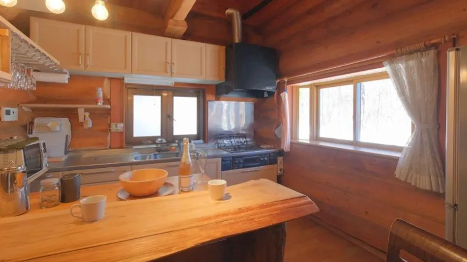 Private LOGCABIN CUE Iizuna