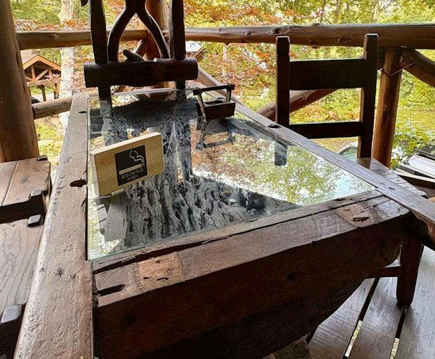 Private LOGCABIN CUE Iizuna