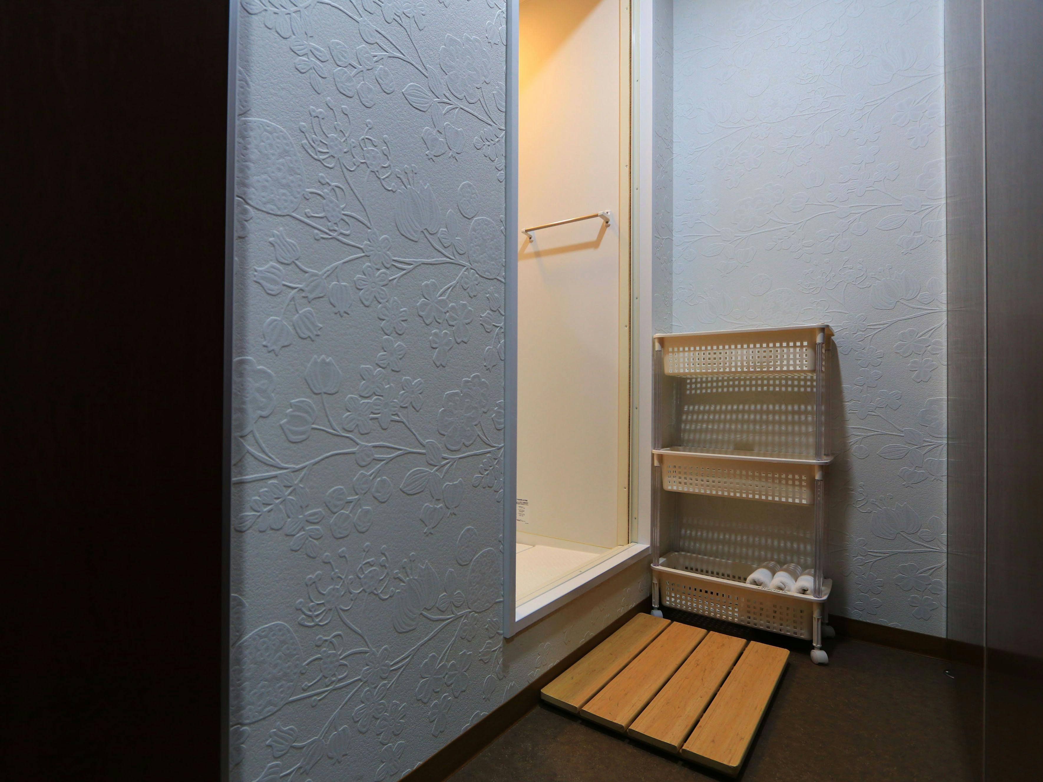 【ห้องอาบน้ำฝักบัว】