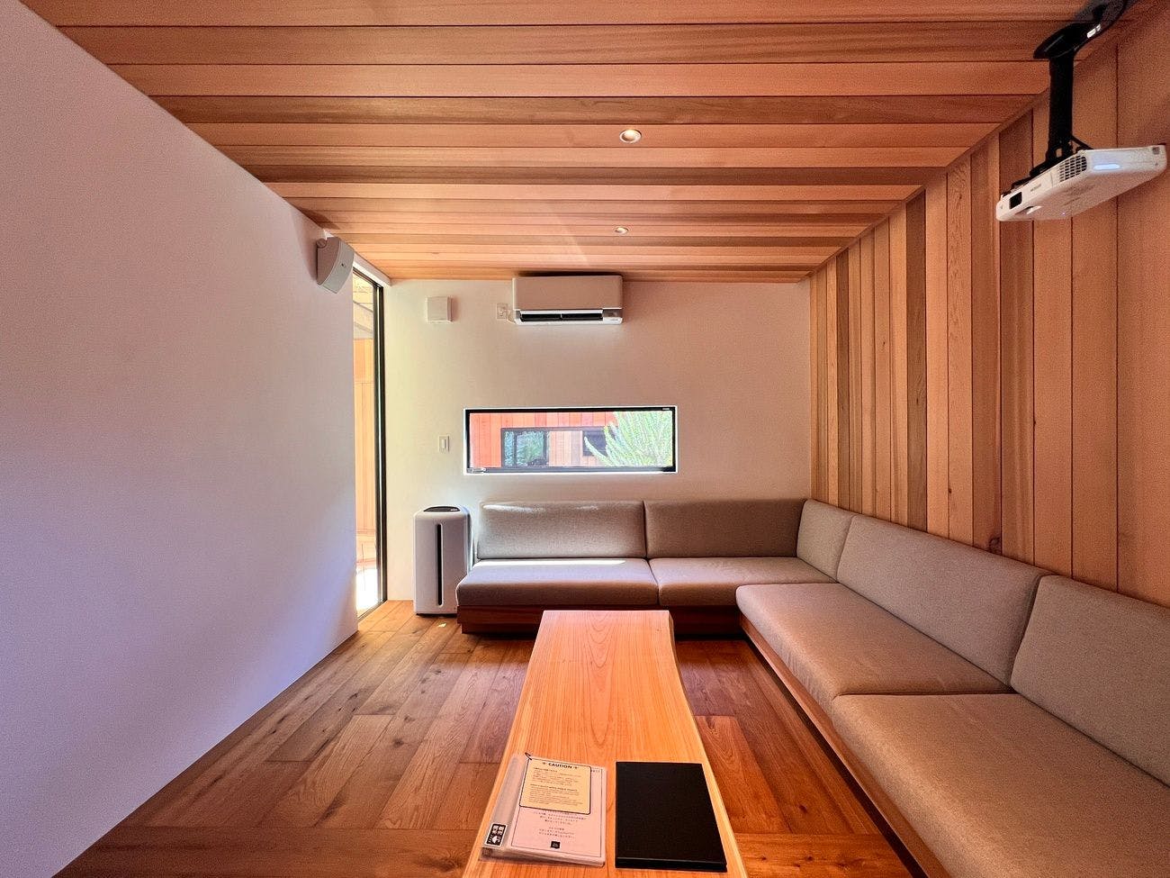 Tiny Base The Irita-hama