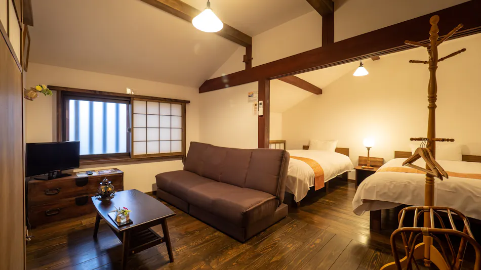 Inase Otsu Machiya Bed & Breakfast
