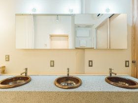 宿　ロイノハコ