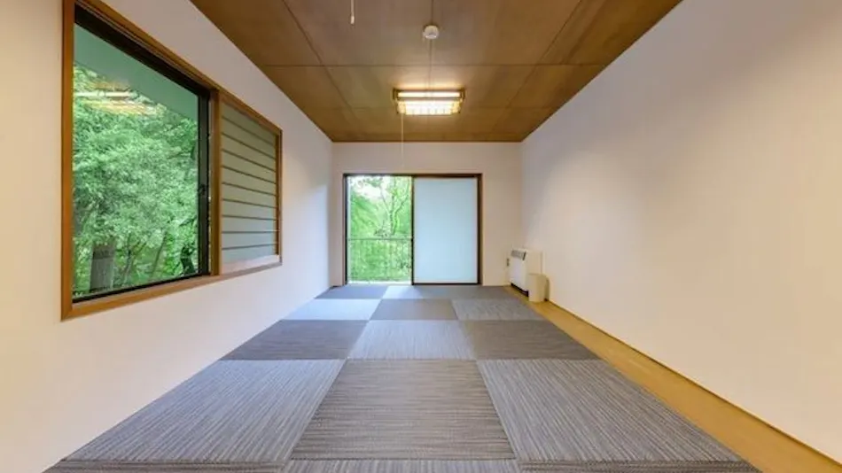 BOOKMARQ Yufuin 6134