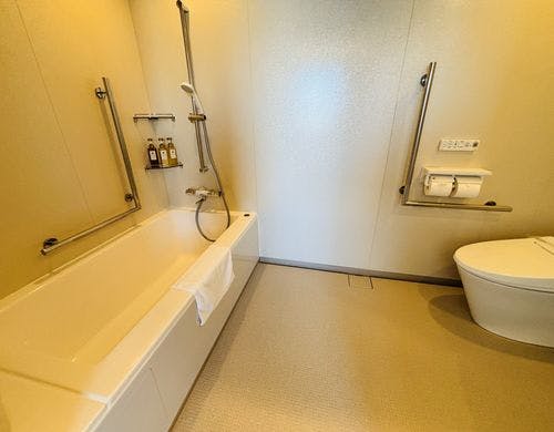 バリアフリールーム_バスルーム