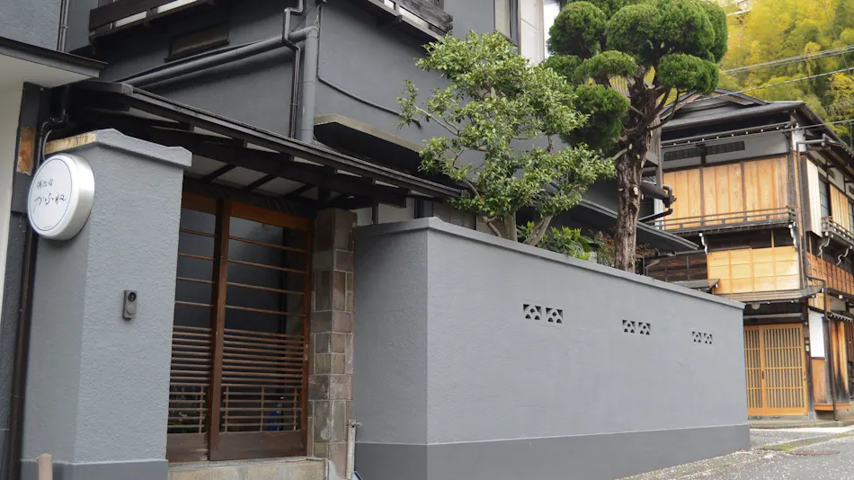 Toji Accommodation Kafune