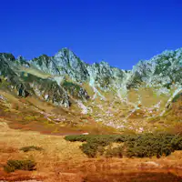 ปลายเดือนตุลาคม ใบไม้เปลี่ยนสีที่เซ็นโจจิกิคาร์ล