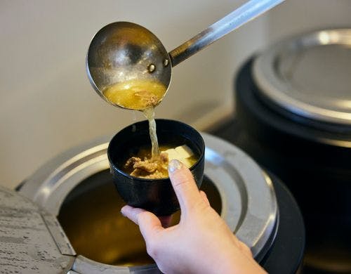 朝食
