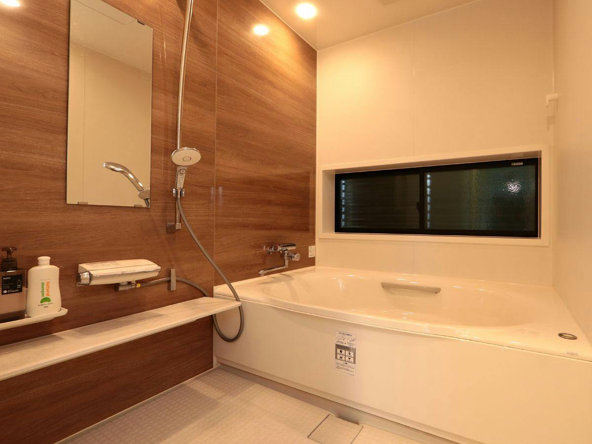 Shioka House