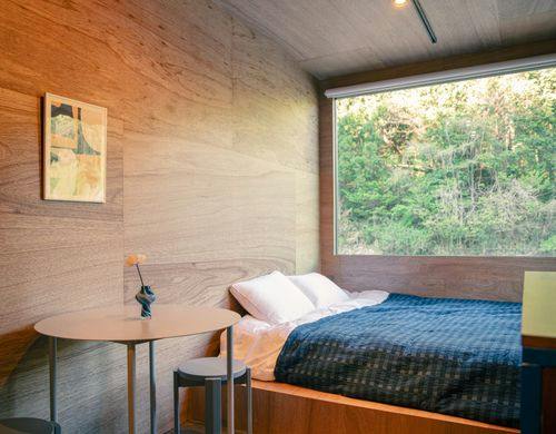 Cabin R
