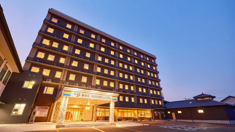 Nanairo Hotel