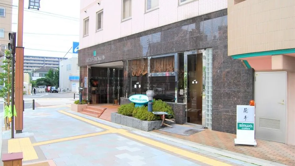 Saijo Station Hotel