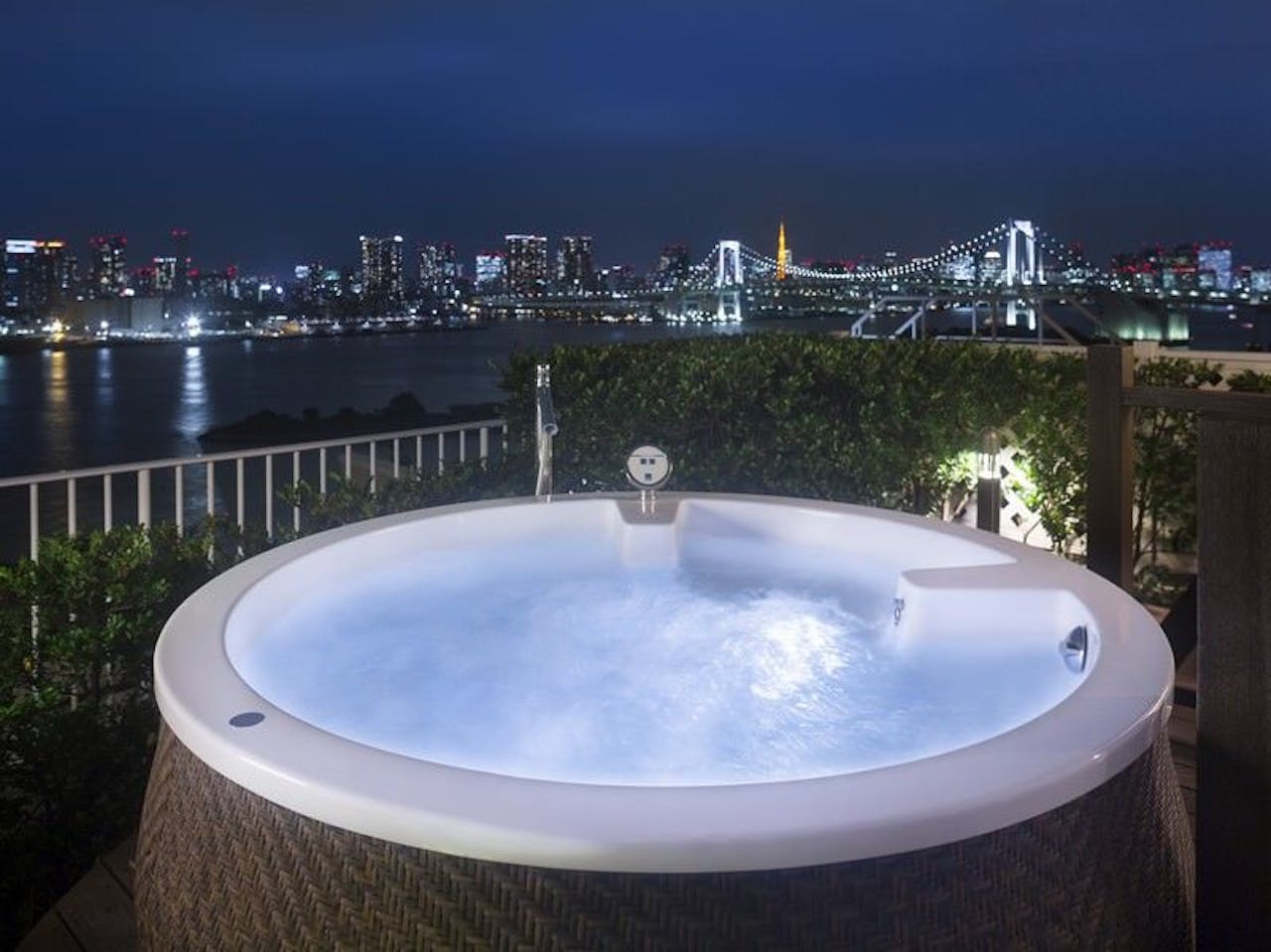 お台場のホテルに彼氏 彼女と泊まるなら ヒルトン東京お台場 Hotel Queen お台場のホテルに彼氏 彼女と泊まるなら ヒルトン東京お台場 Hotel Queen