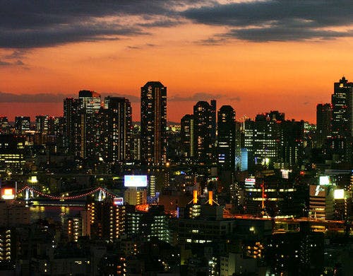 西側（新宿方面）客室からの眺め(イメージ)