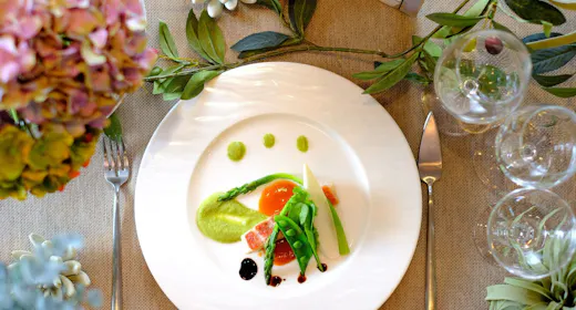 【早期割60】ワンランク上のフレンチディナープラン<2食付><夕食前半>