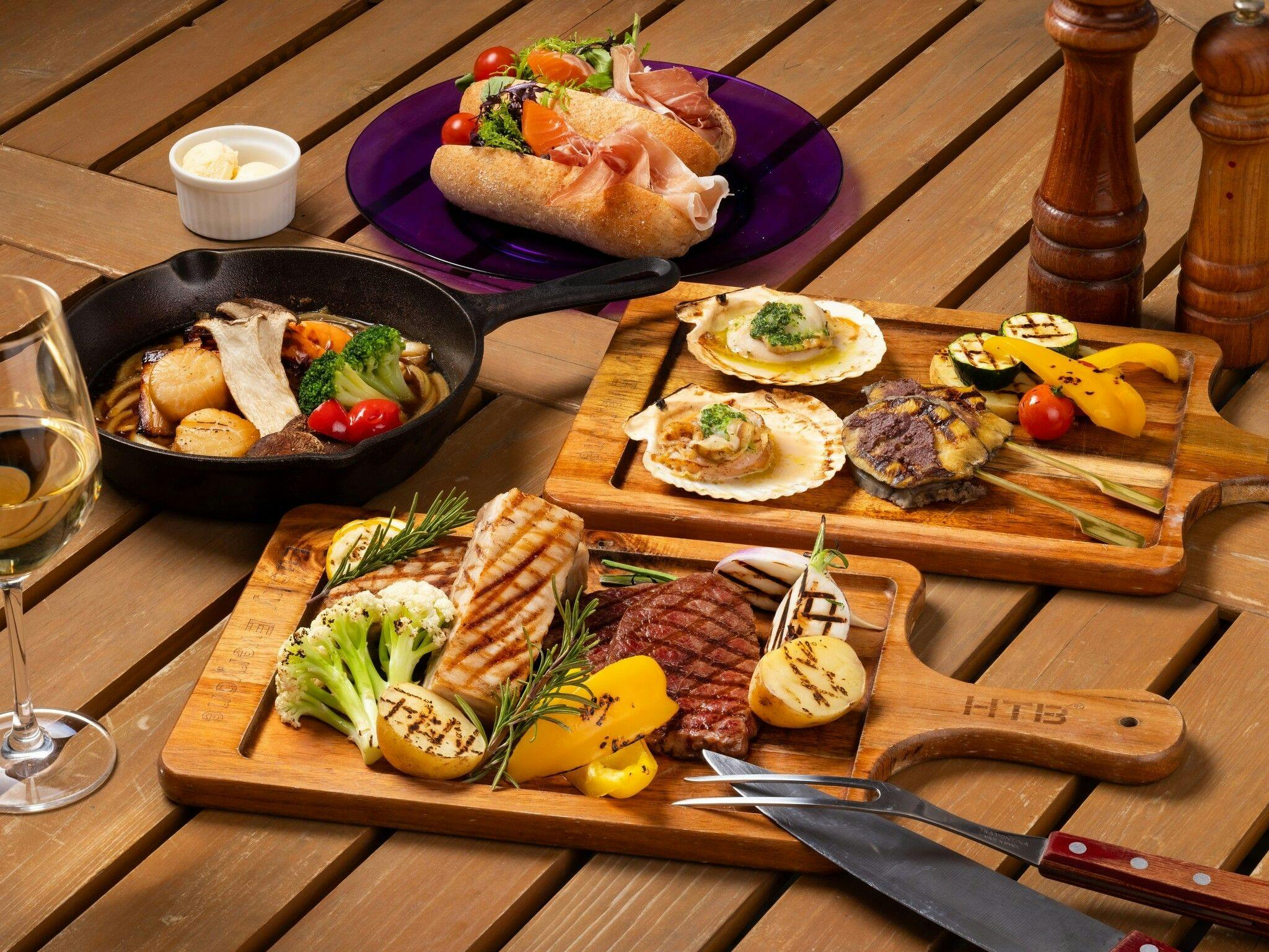 グラマラスダイニング「グランデ」