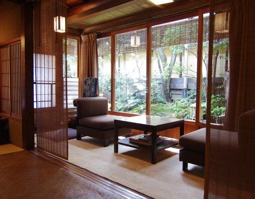 川端康成先生ゆかりのお部屋　8帖　夏座敷