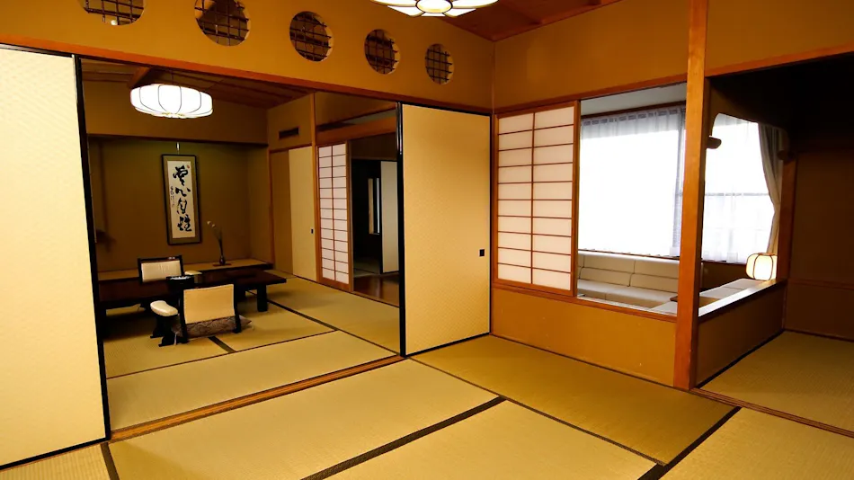 Sakahijiri Gyokushoen (formerly Gyokushoen Arai)