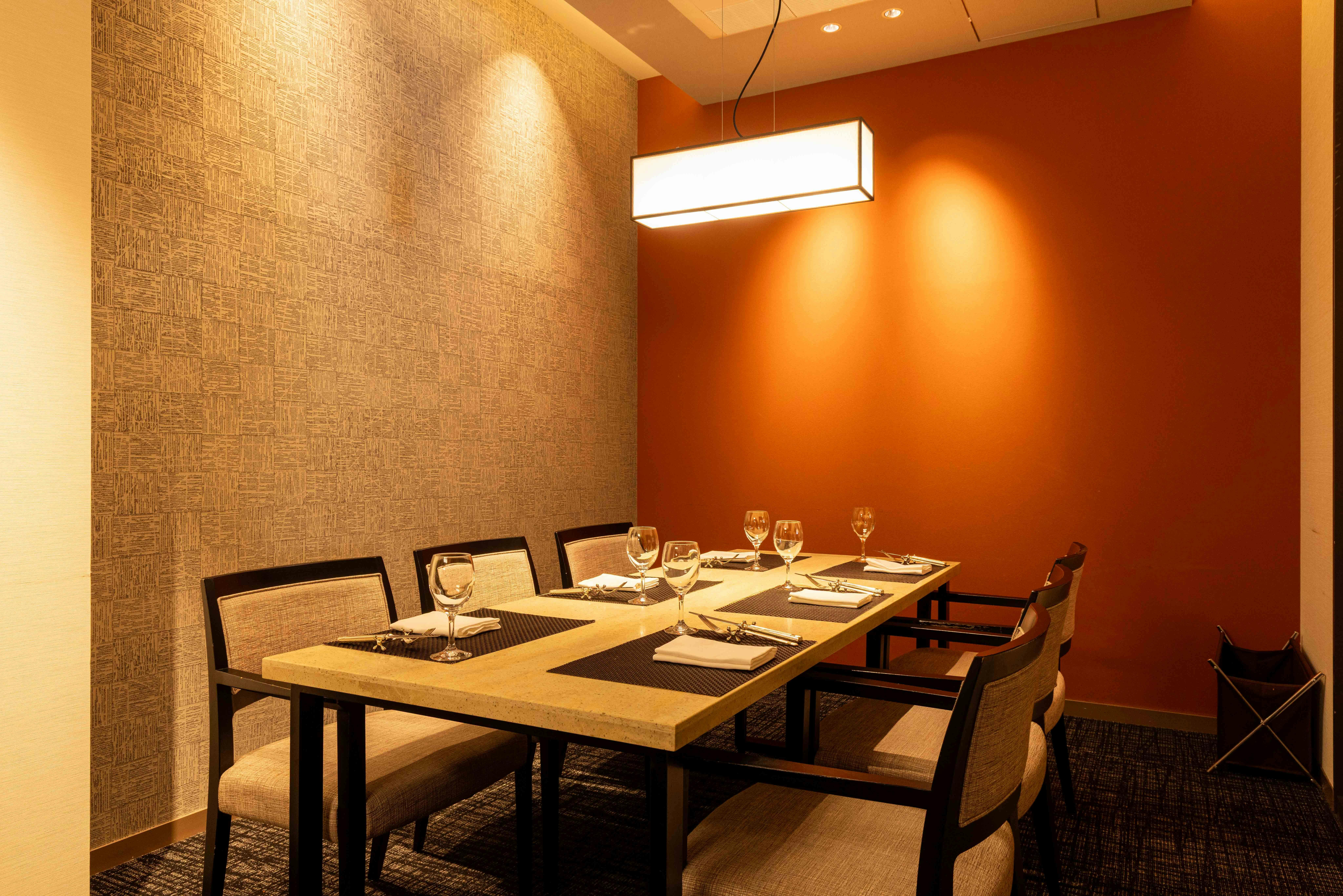 オールデイダイニング　アチェロ　半個室