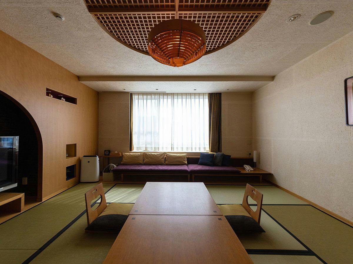 本陣平野屋　花兆庵