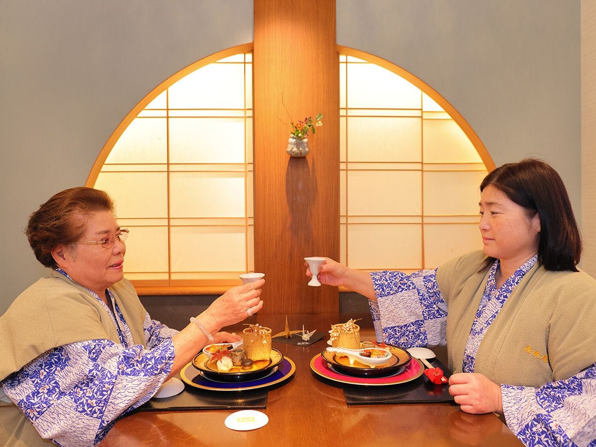 本陣平野屋　花兆庵