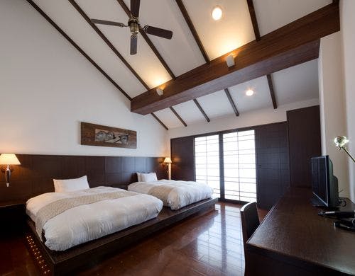 本館／「菊万葉」(内風呂付)