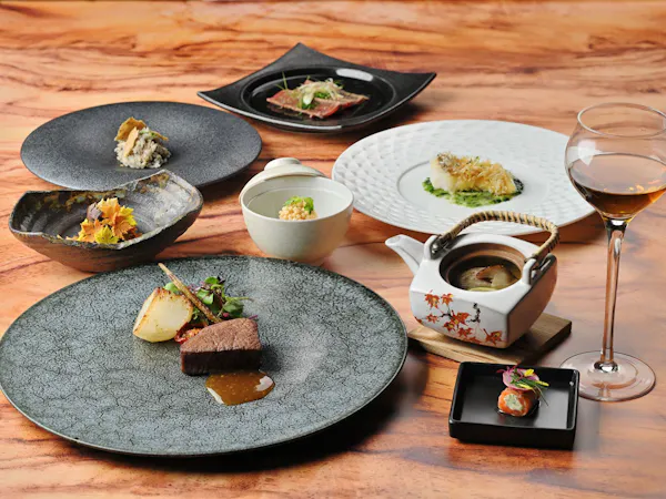 メインダイニング いと桜 サンク サヴール ディナー&クラブフロアステイ(夕朝食付き)
