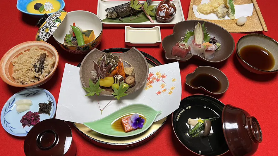 The Prince Kyoto Takaragaike, Autograph Collection