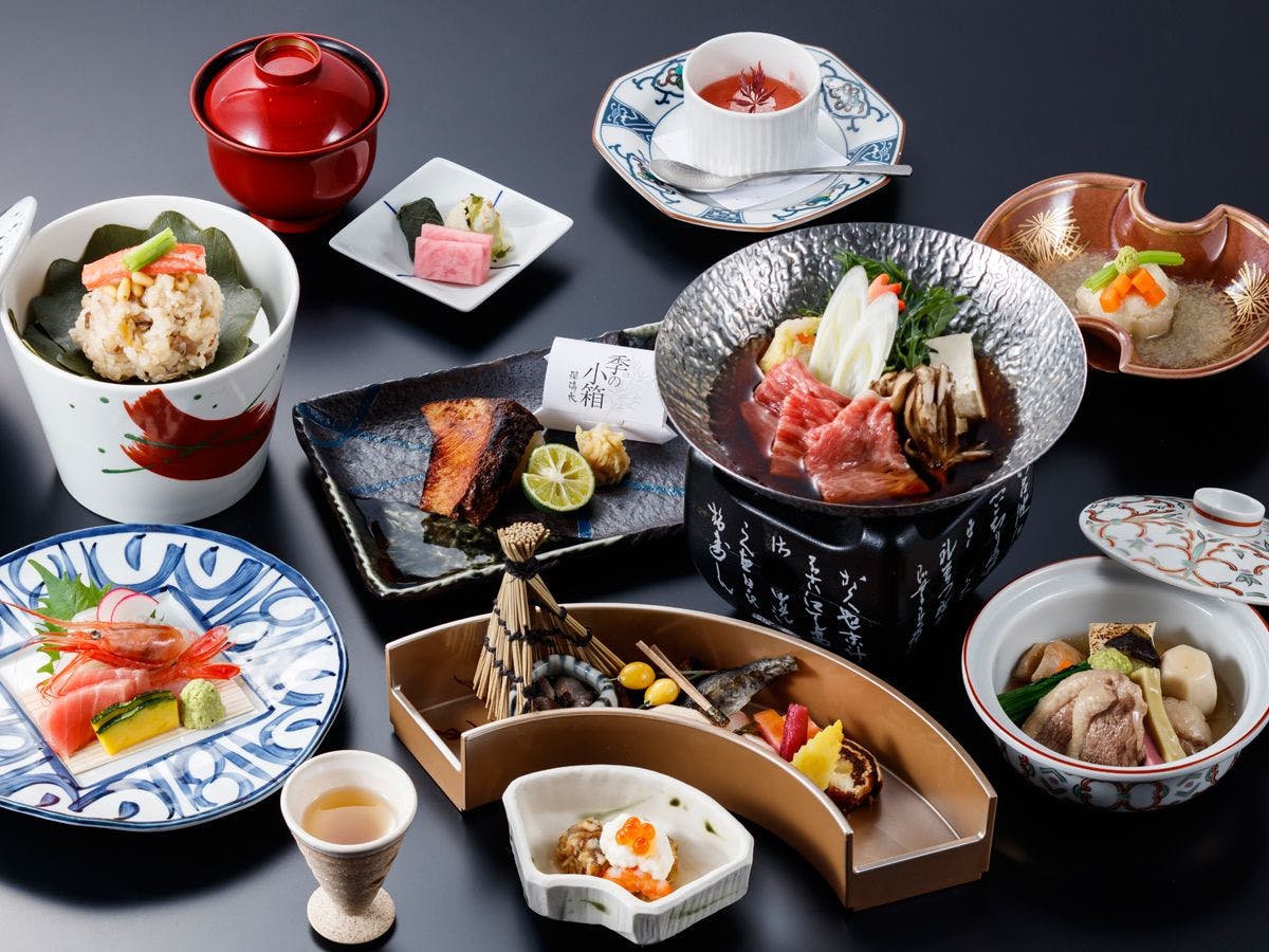 瑠璃光 基本 温泉と加賀の恵みを楽しむ 瑠璃光スタンダードプラン 風の棟 Aタイプ デラックス和洋室 宿泊予約は 一休 Com