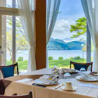 Ruang Makan Utama Le Trianon